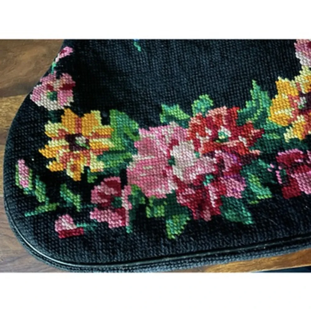 Vintage Needlepoint Floral Tapestry Handbag‎ Purse Chain Handle 9x10
